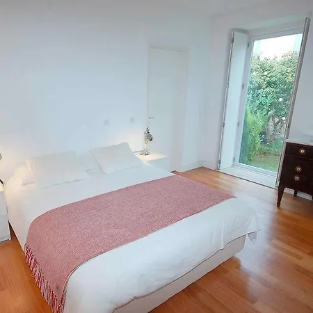Pedras De Moledo Sleeps 8 Wifi *