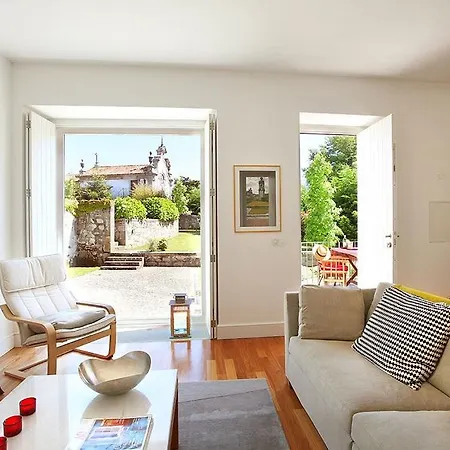 Pedras De Moledo Sleeps 8 Wifi